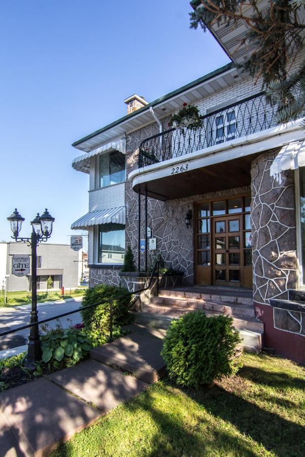 Gite Au P'Tit Manoir B&B Saguenay Zewnętrze zdjęcie
